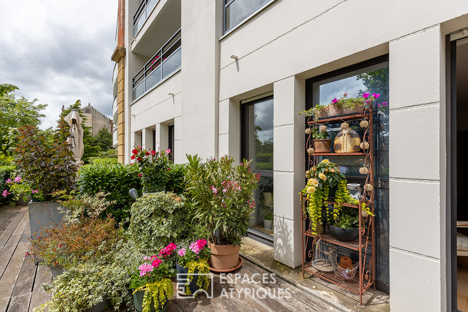 Garden-level apartment in a former brewery