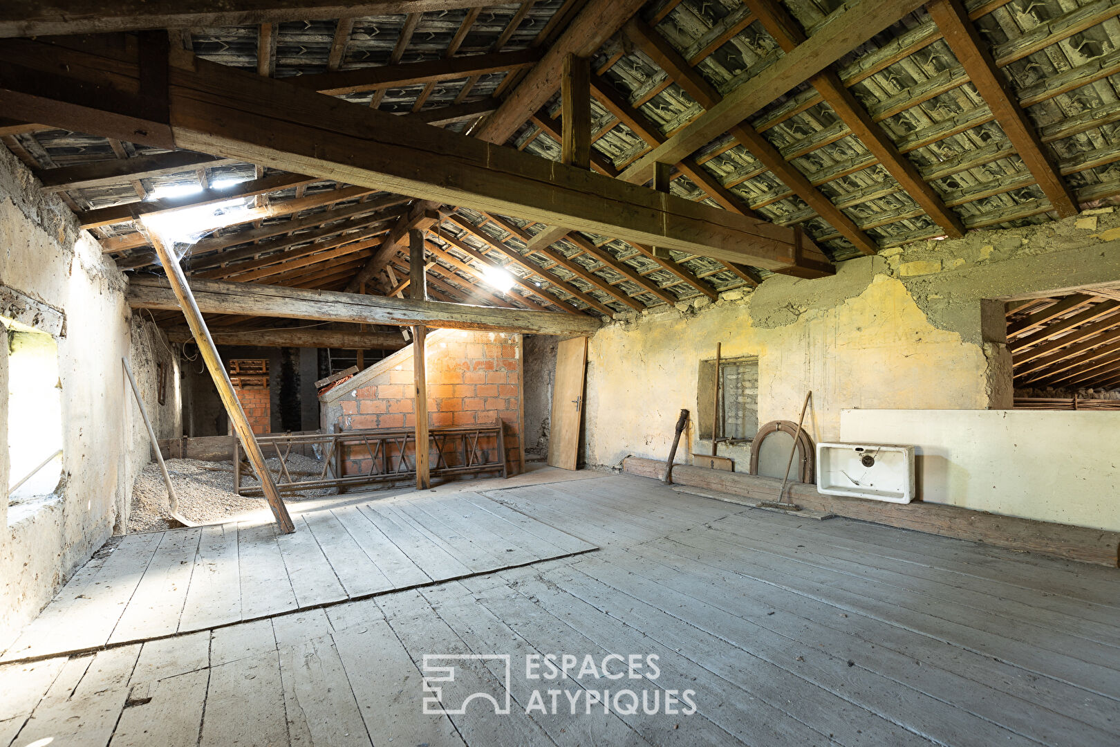 Property for renovation on the outskirts of Metz