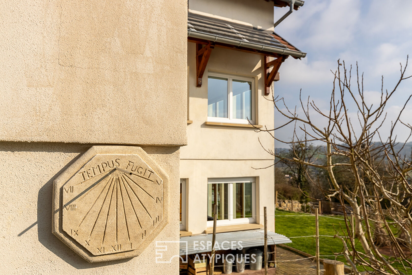 Maison contemporaine avec vue imprenable sur la nature