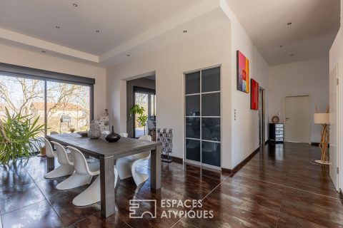 Maison contemporaine avec piscine au calme de la campagne