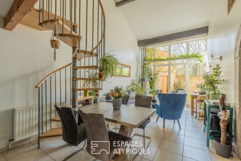 Character flat and garden in a medieval castle