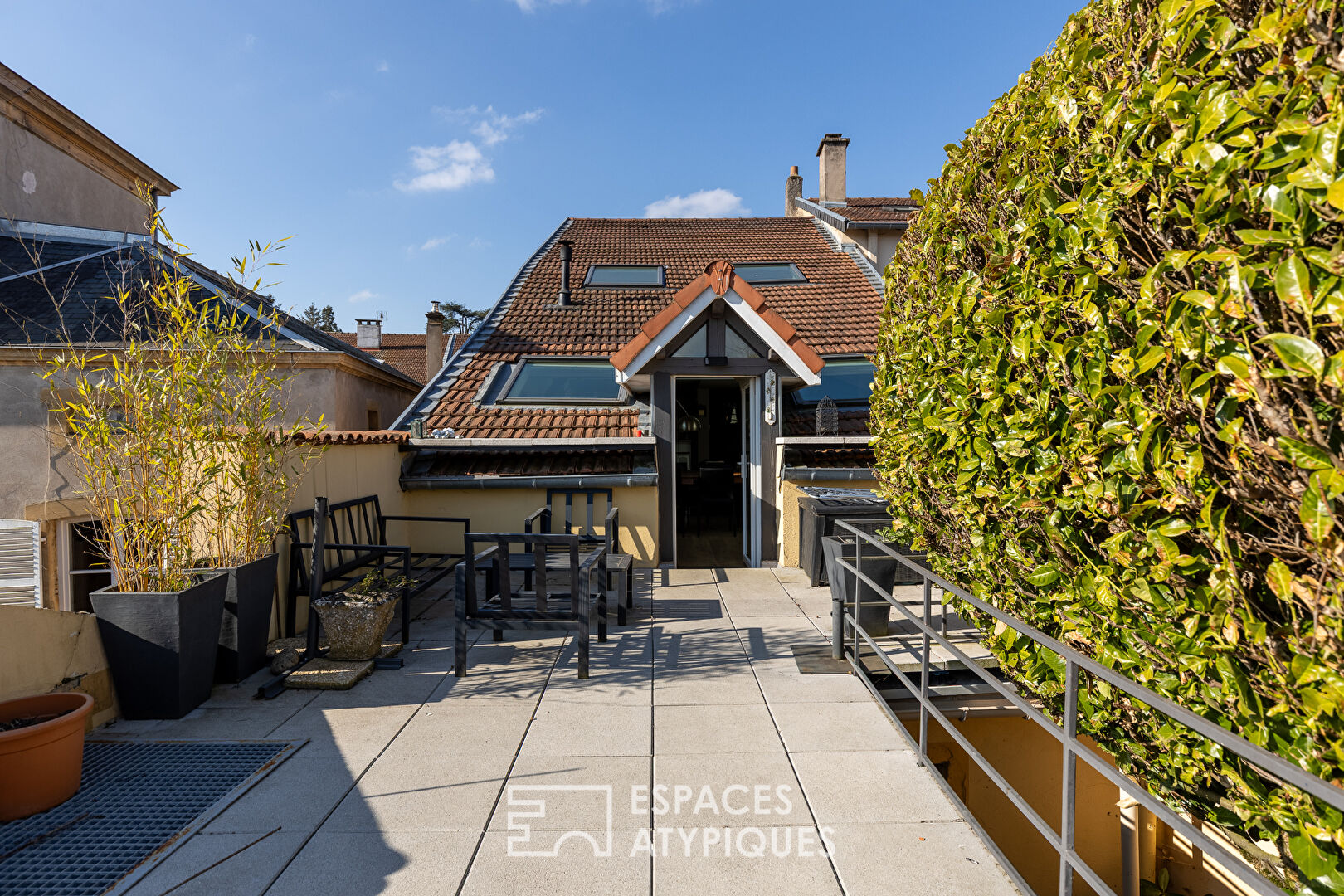 Charmante vigneronne avec terrasse et jardin