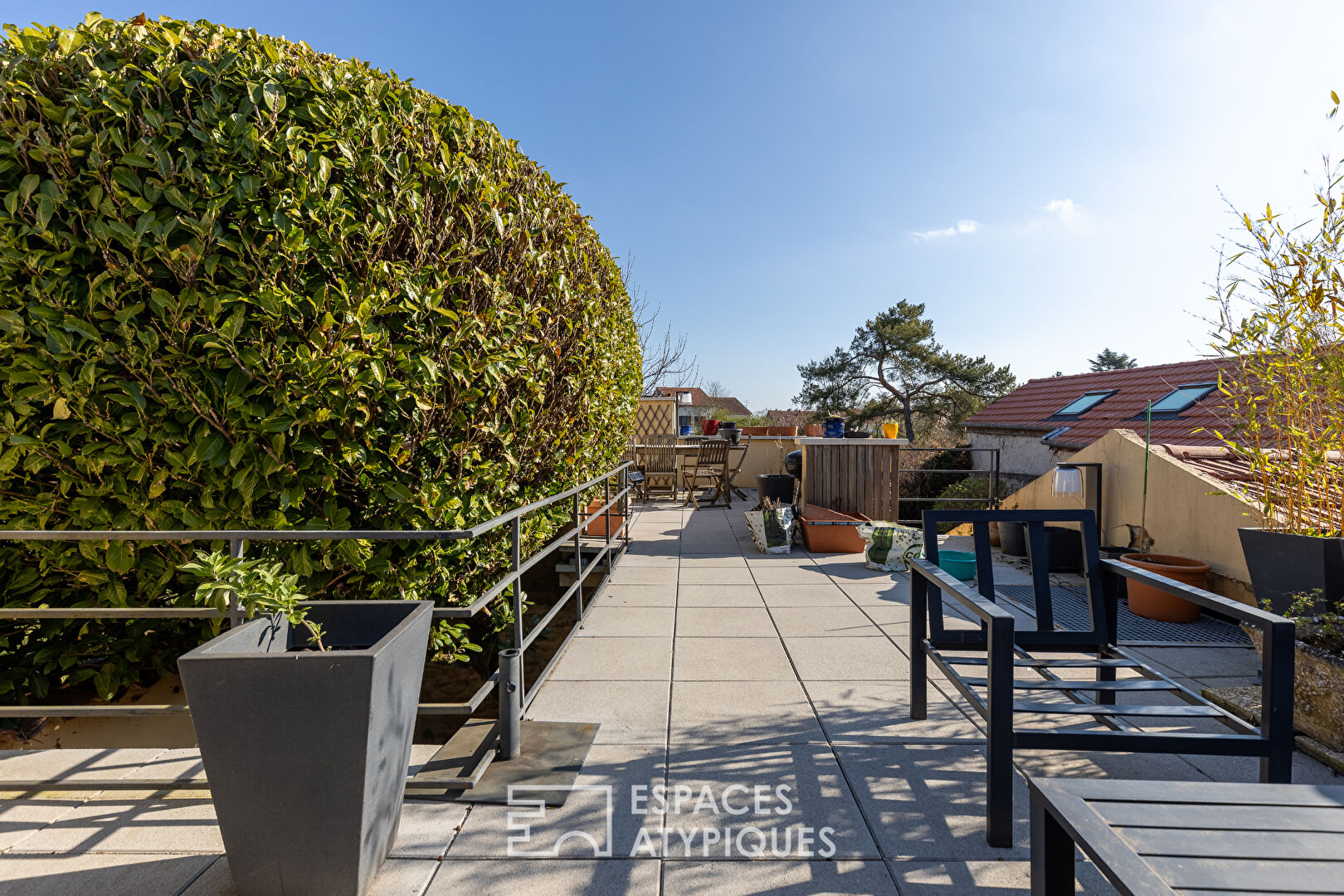 Charmante vigneronne avec terrasse et jardin