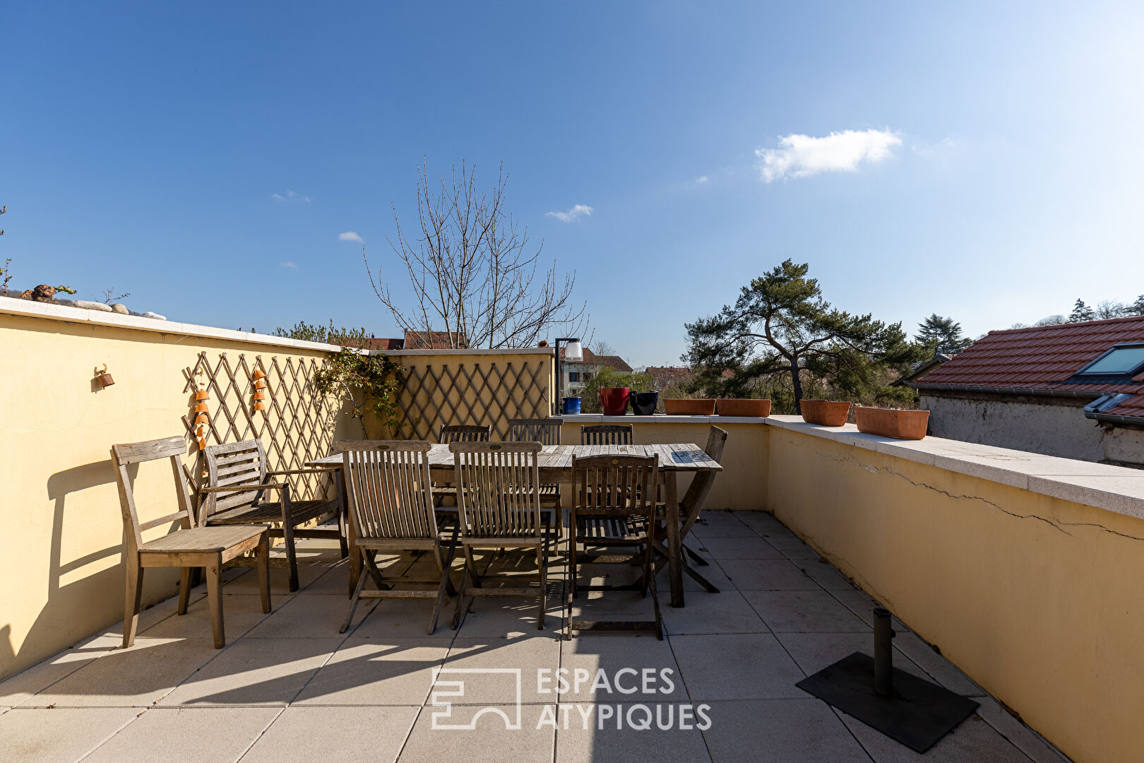 Charmante vigneronne avec terrasse et jardin