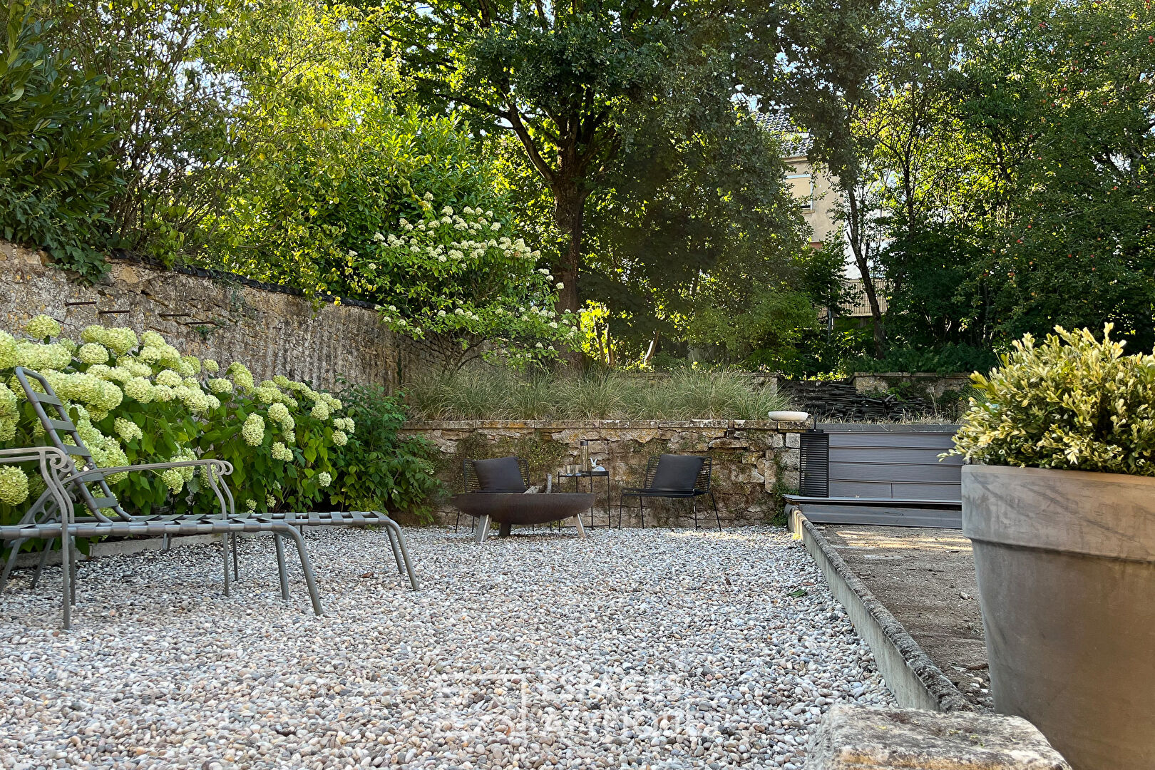Maison bourgeoise et son jardin en coeur de ville