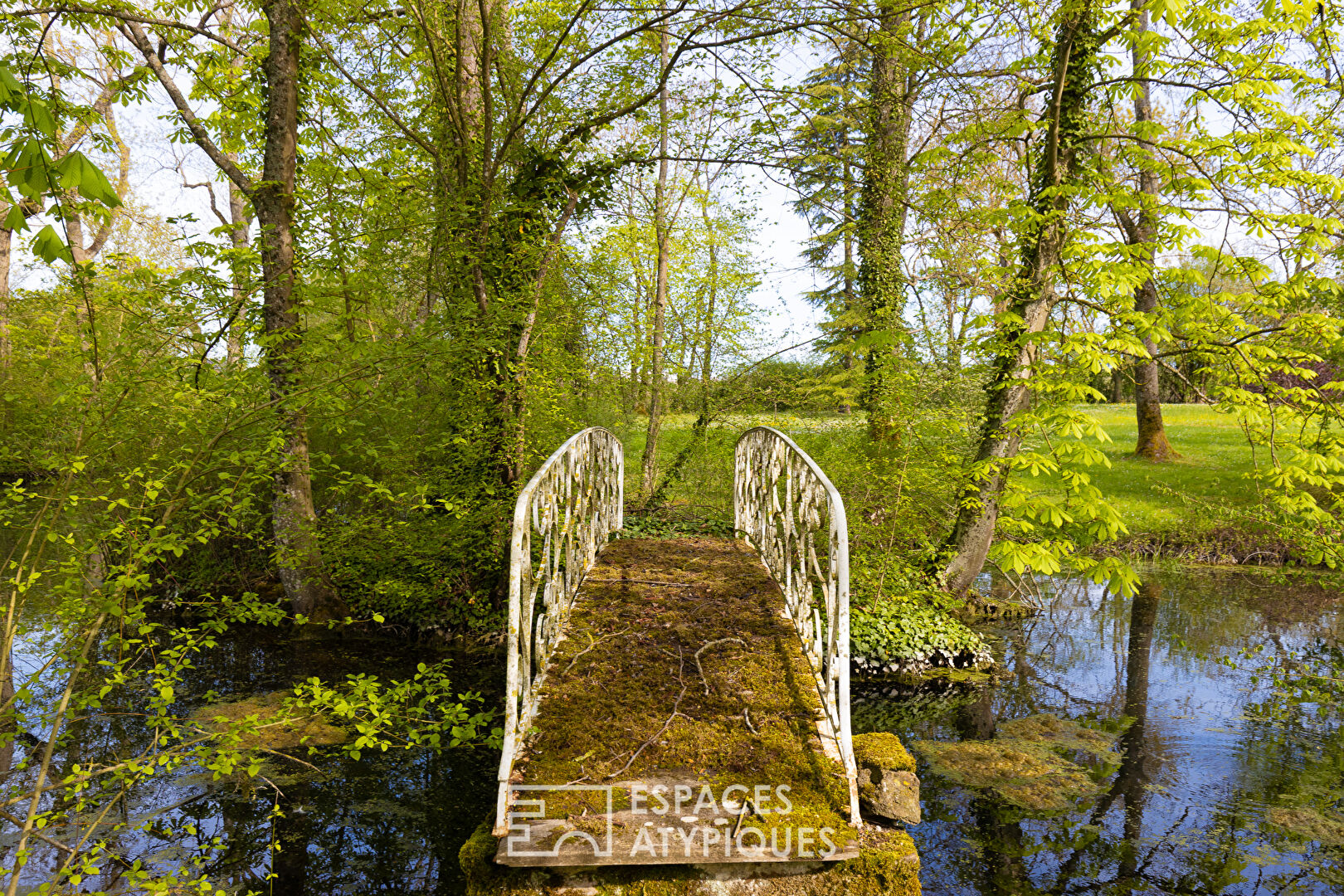 Demeure du XVIIIe siècle et son parc paysagé
