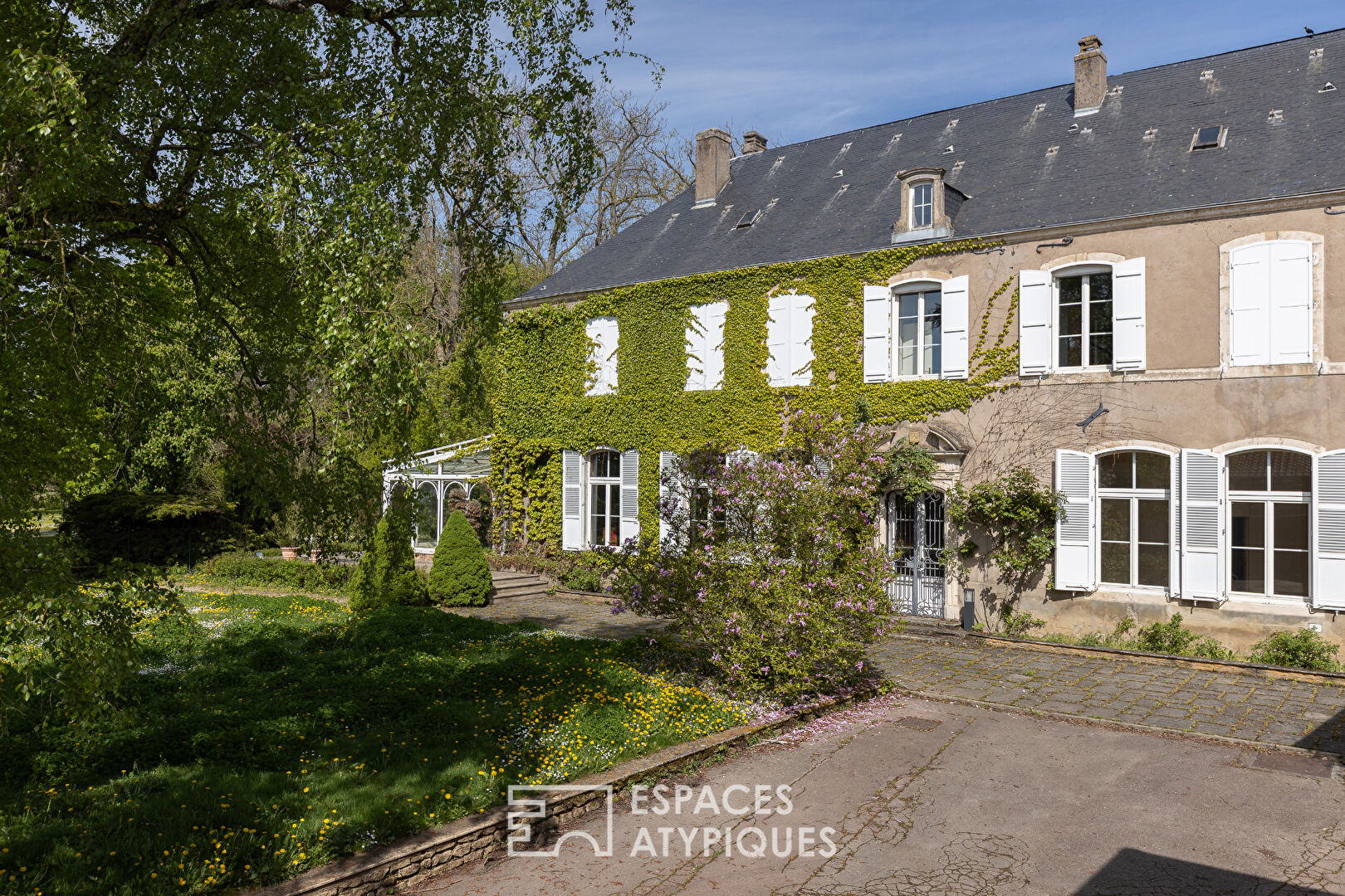 Demeure du XVIIIe siècle et son parc paysagé
