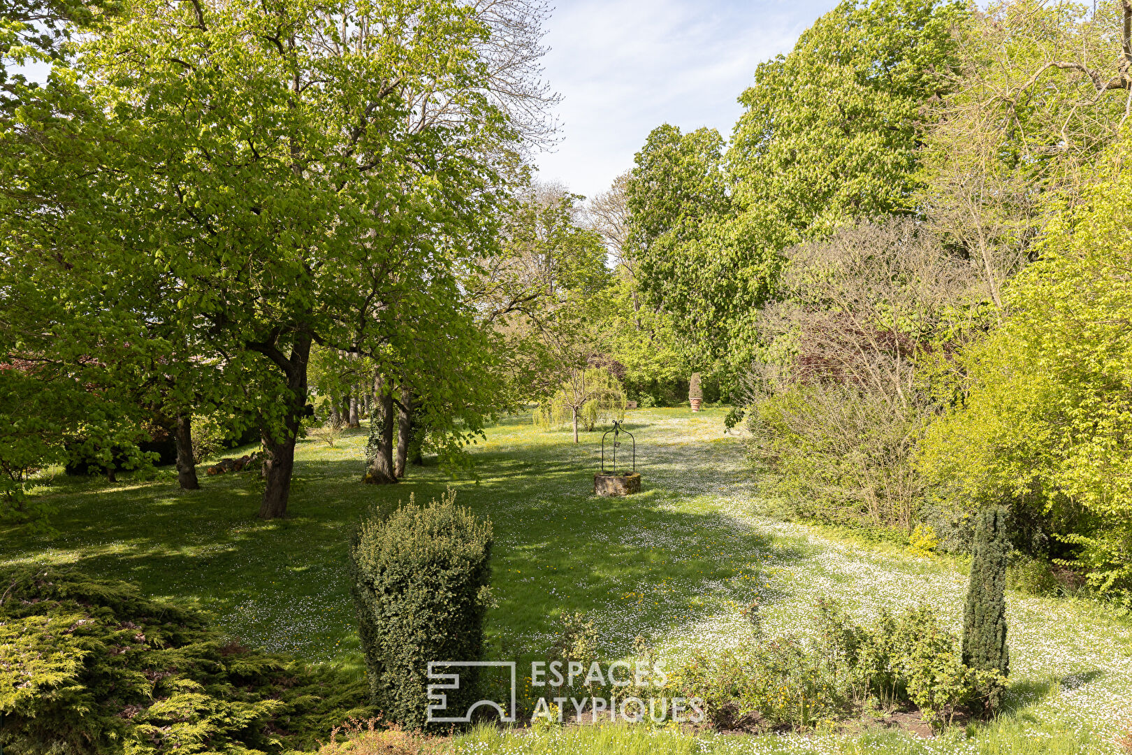 Demeure du XVIIIe siècle et son parc paysagé