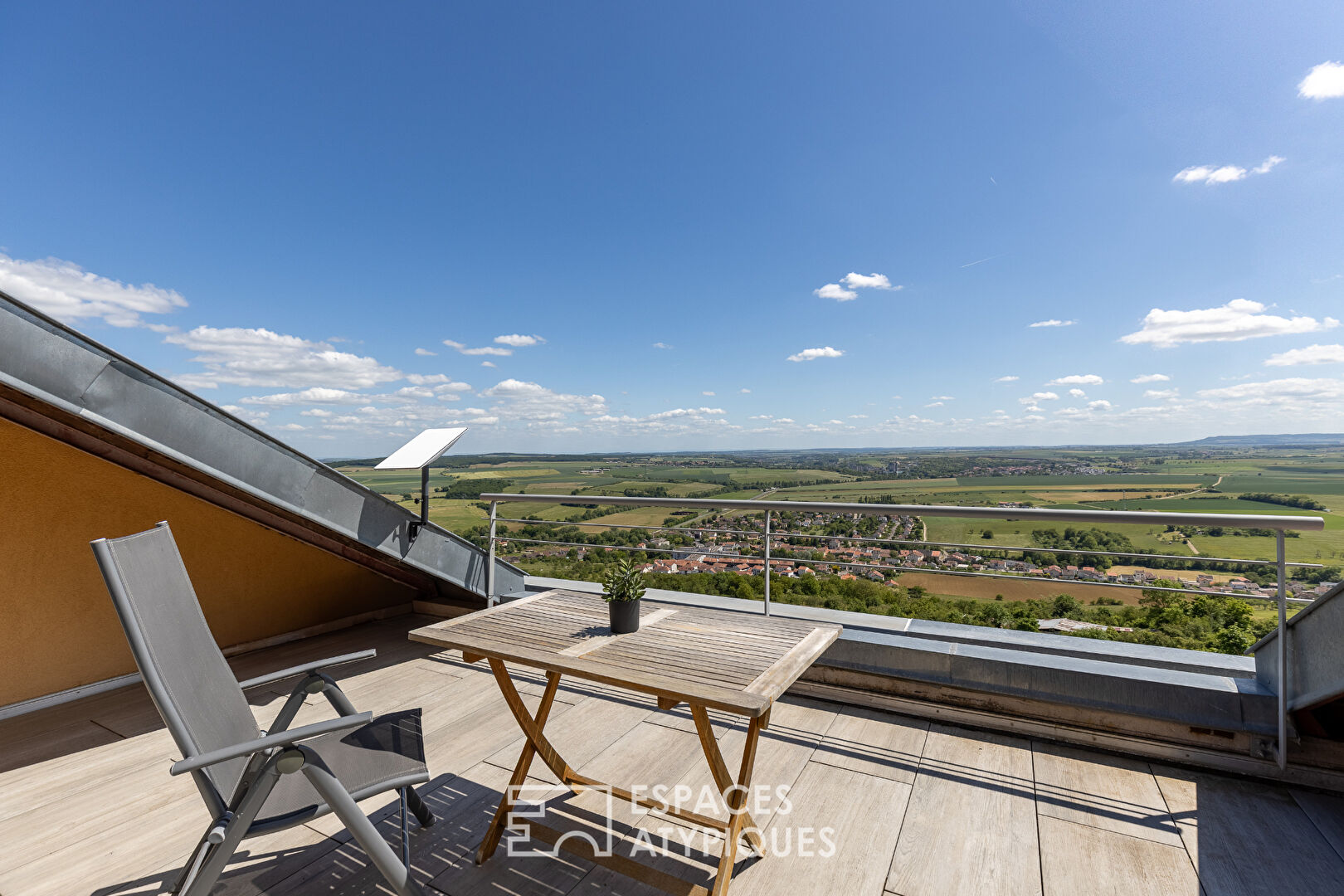 Maison familiale et sa vue panoramique
