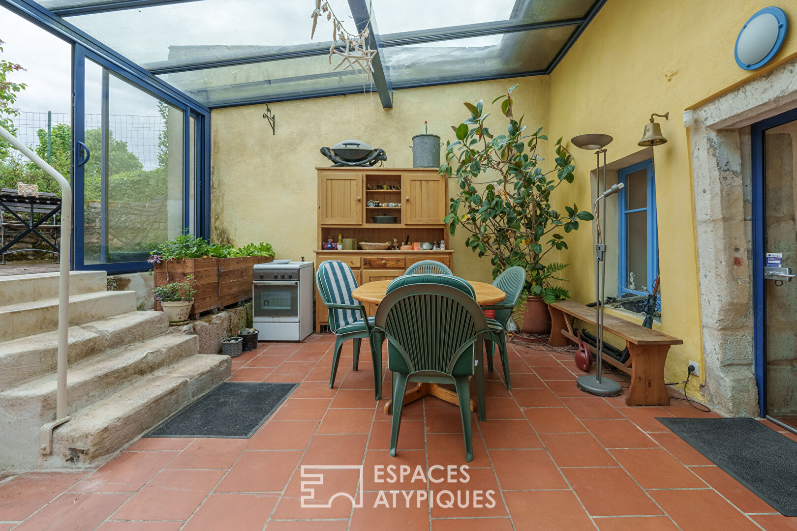 Maison de village et sa verrière