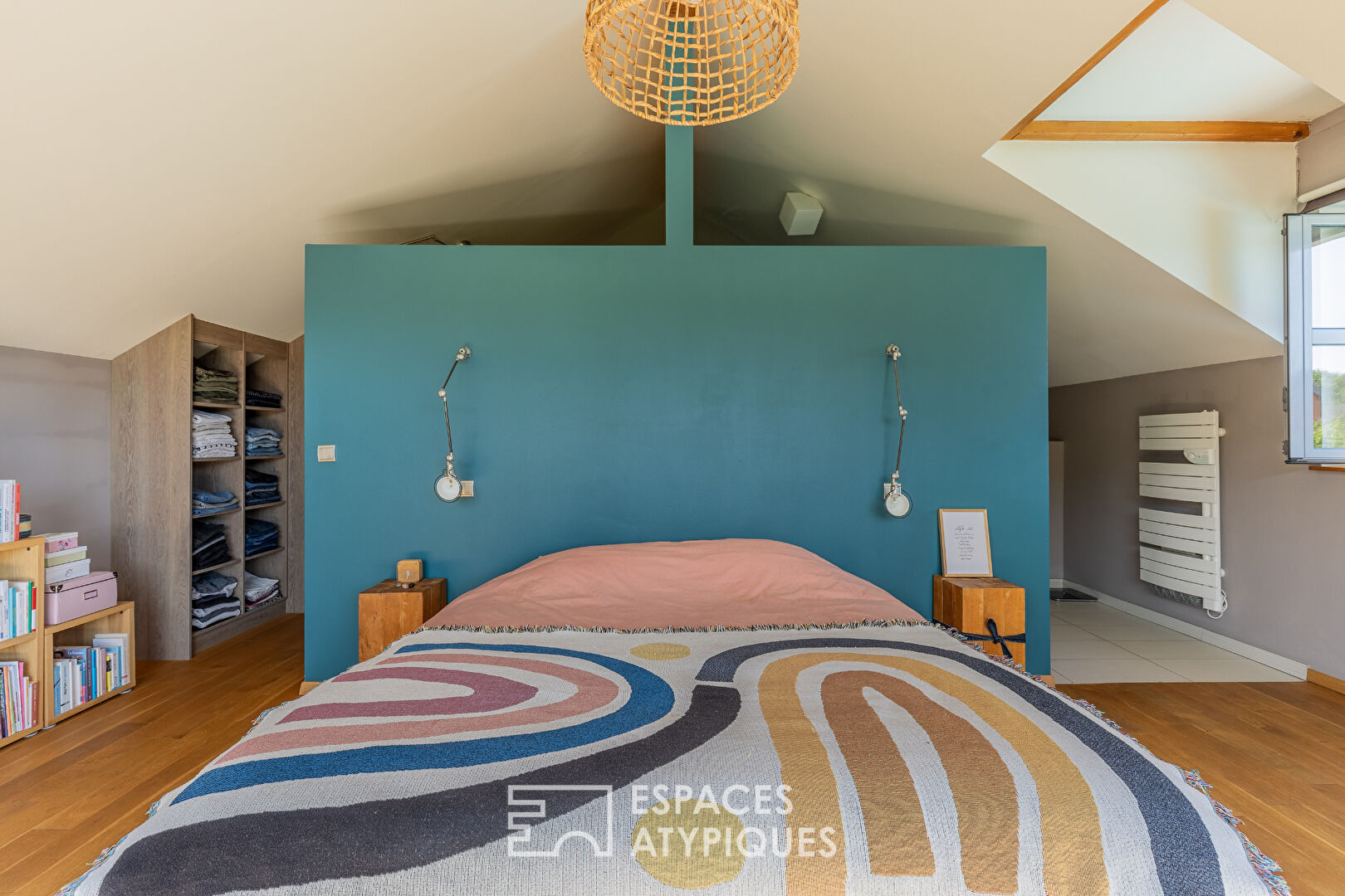 Villa d’architecte d’inspiration méditerranéenne et sa piscine