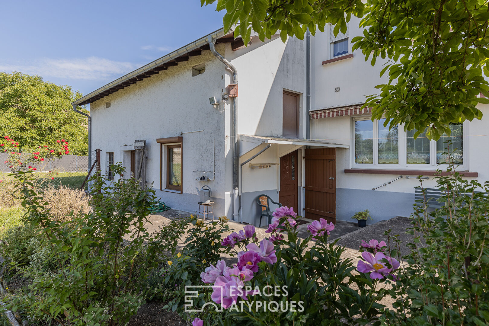 Farmhouse and extensive grounds on the outskirts of Luxembourg