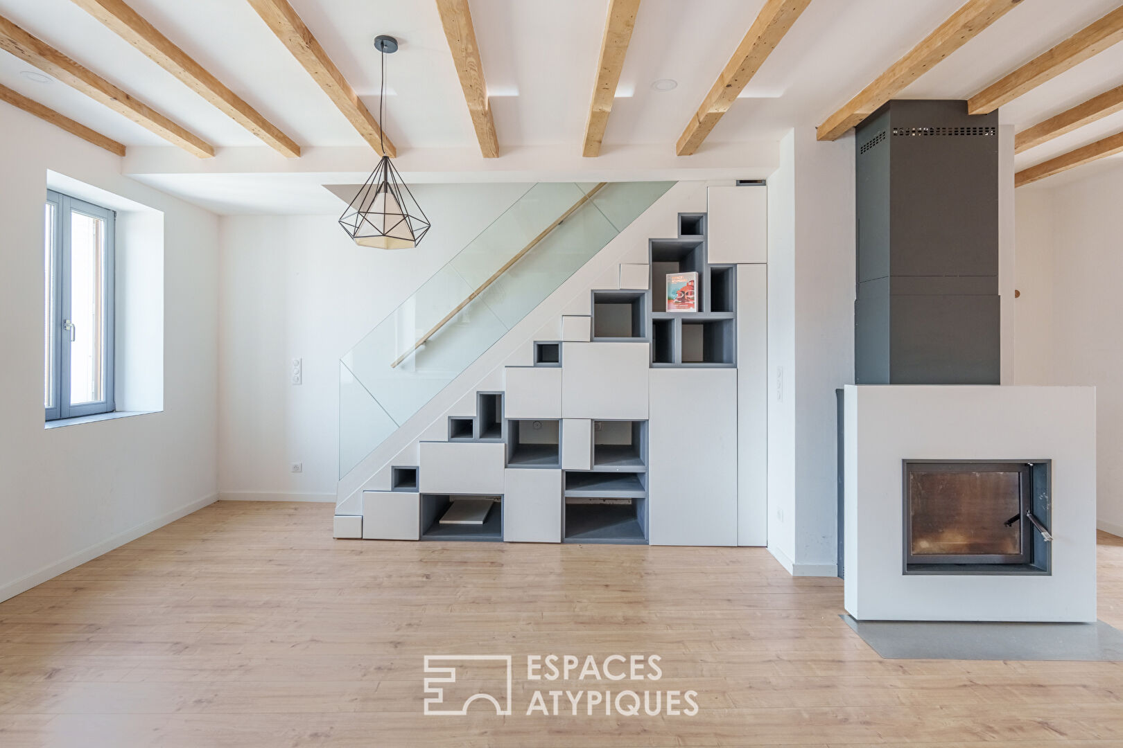 Duplex aux lignes contemporaines sous les toits de la Vieille Ville