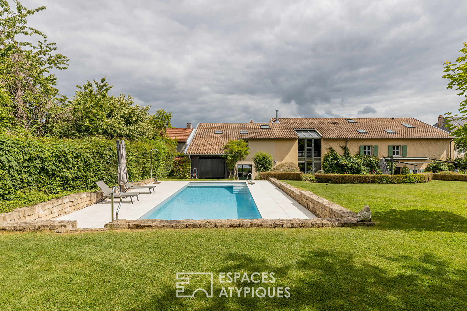 Authentique ferme du XVIIIe siècle réhabilitée aux portes du Luxembourg