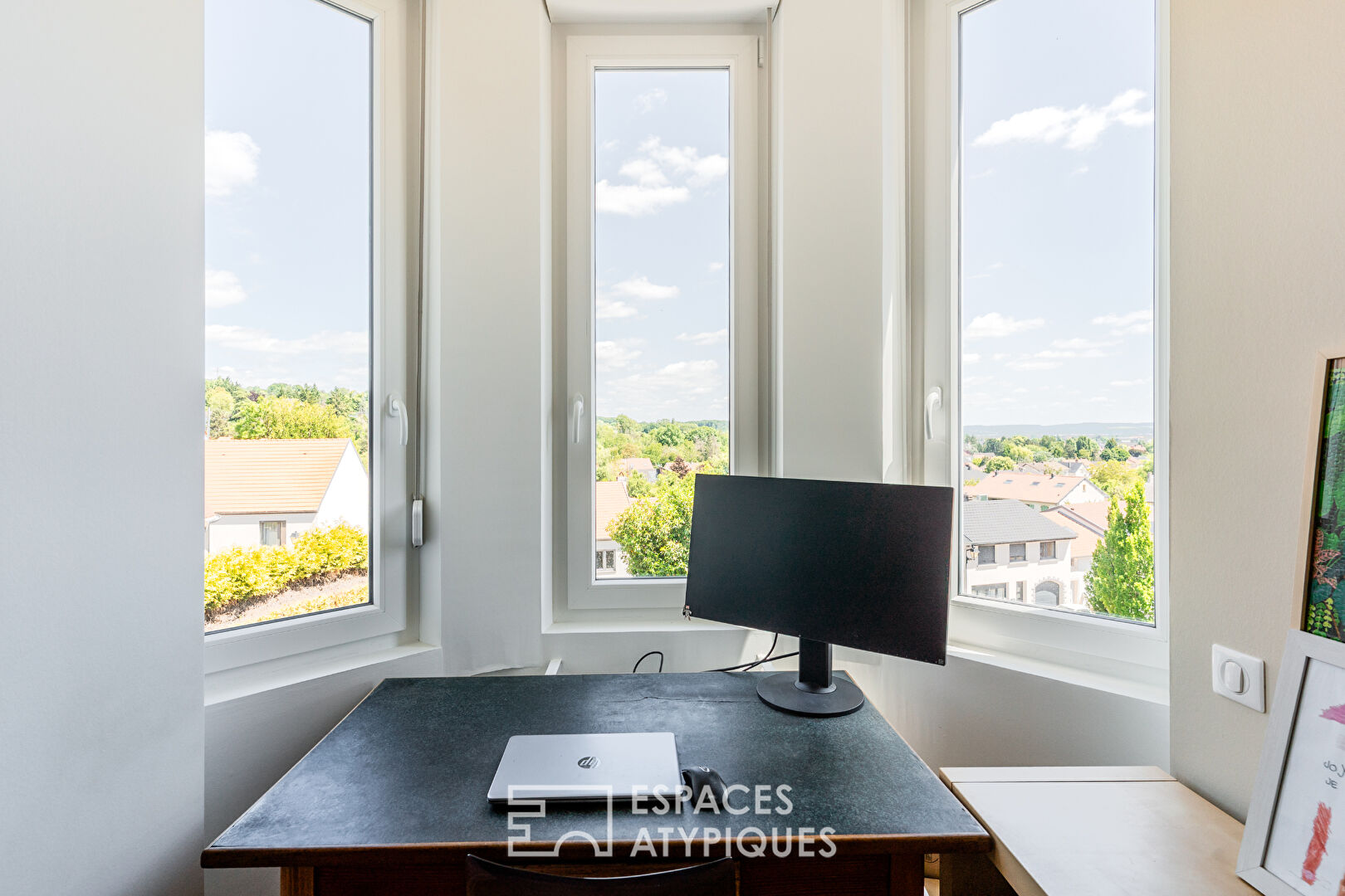 Appartement de charme avec vue dégagée dans un manoir