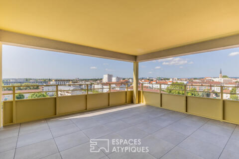 Dernier étage avec terrasses et vue dégagée