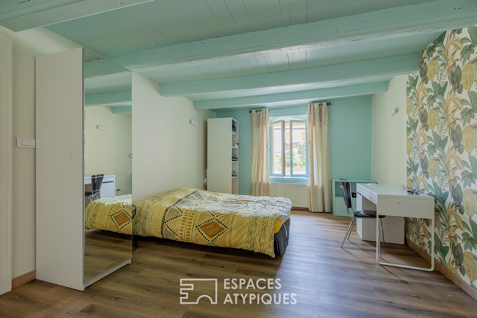 Maison avec appartement indépendant et piscine dans un écrin de verdure