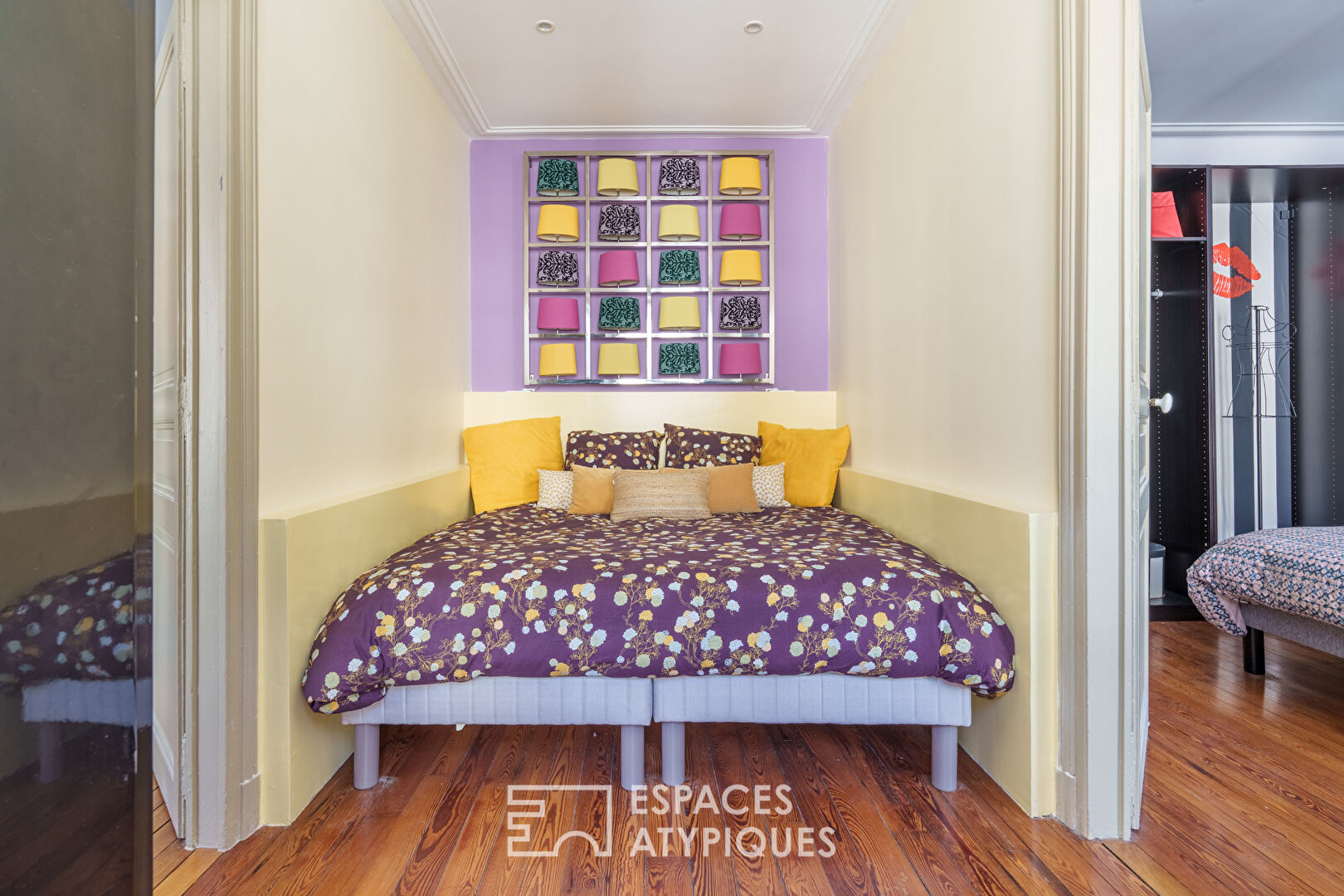 Renovated character apartment in the Charles III district