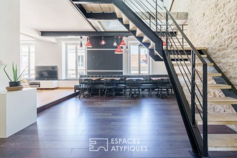 Characterful duplex apartment under the eaves in the heart of the city