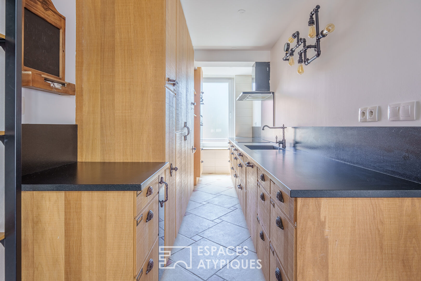 Characterful duplex apartment under the eaves in the heart of the city