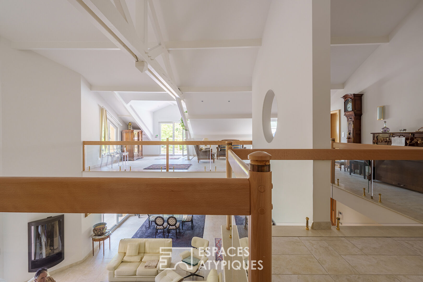 Maison d’architecte avec piscine et volumes généreux