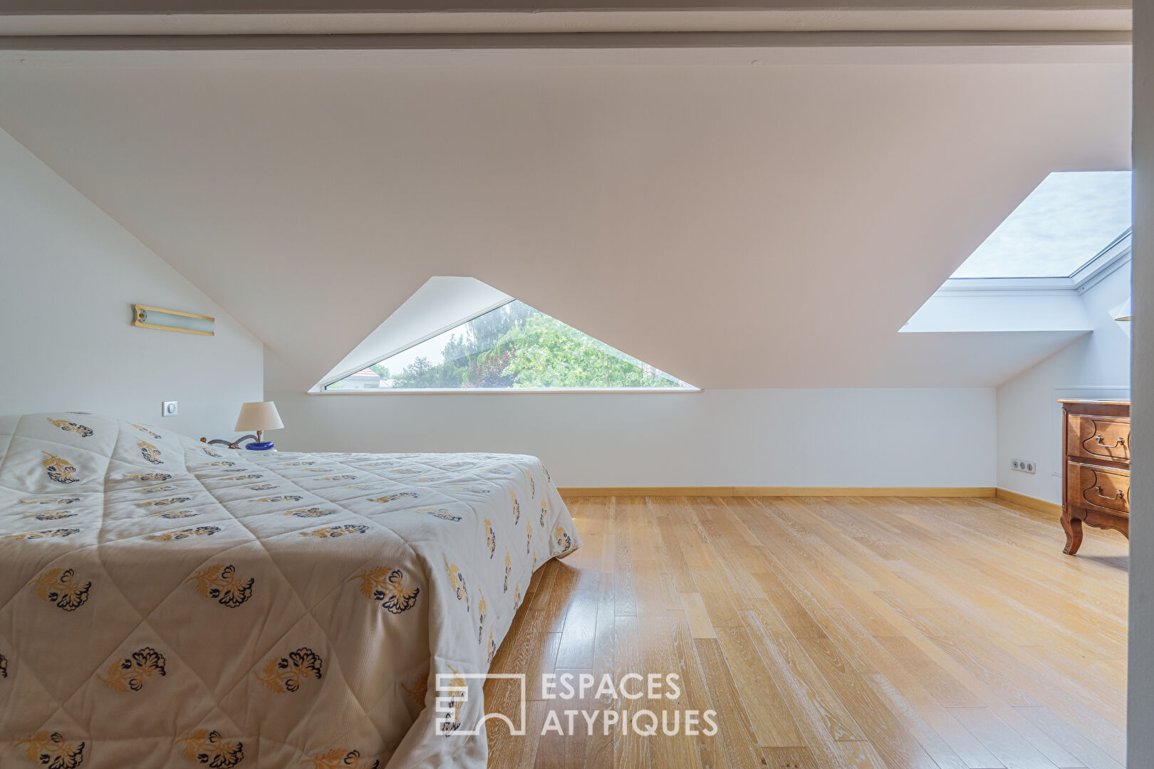 Maison d’architecte avec piscine et volumes généreux