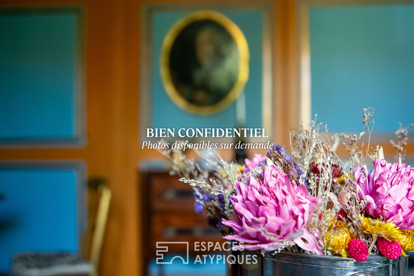 Character house from the late 17th century with a bucolic garden