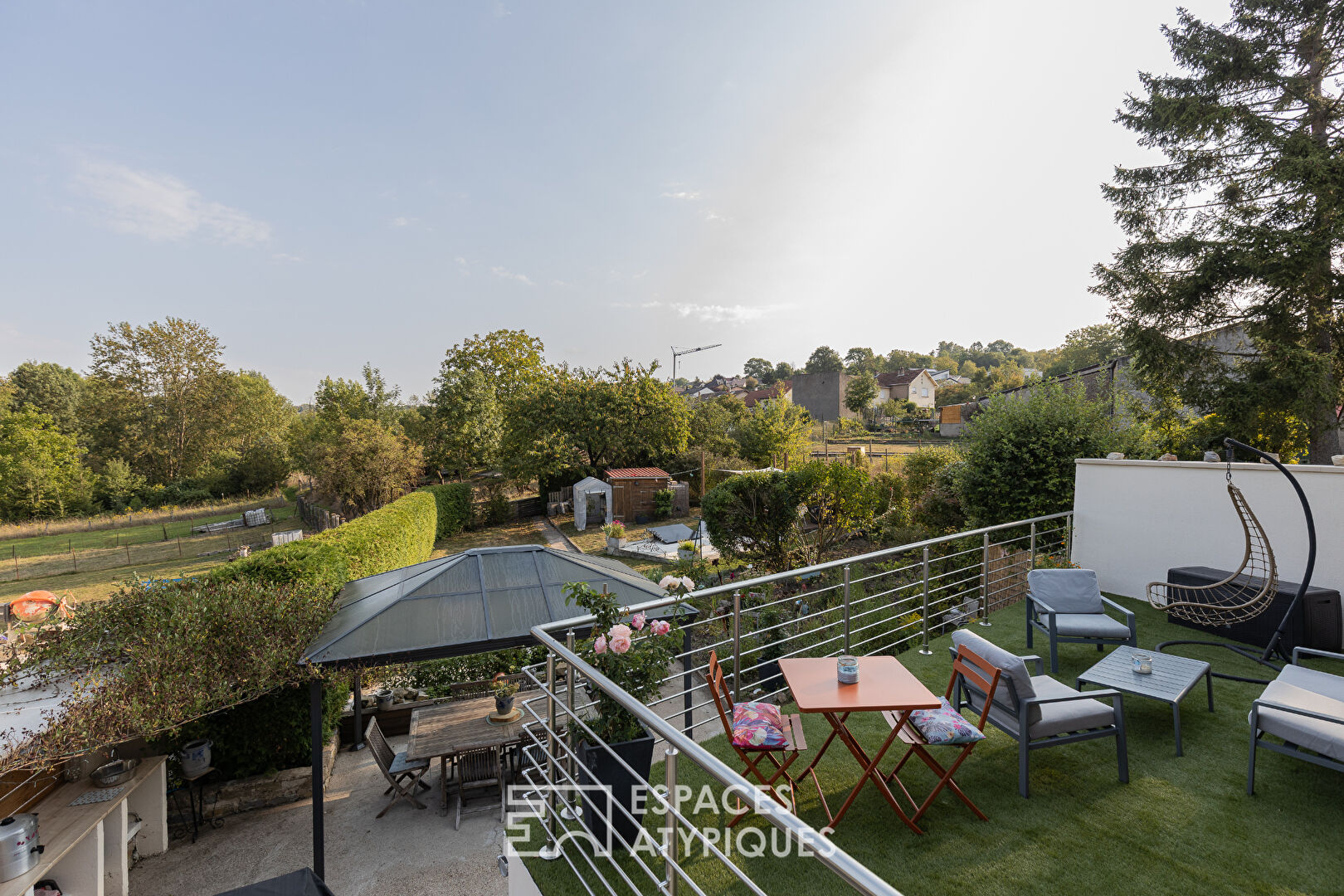 Maison familiale avec vue sur la verdure aux portes du Luxembourg