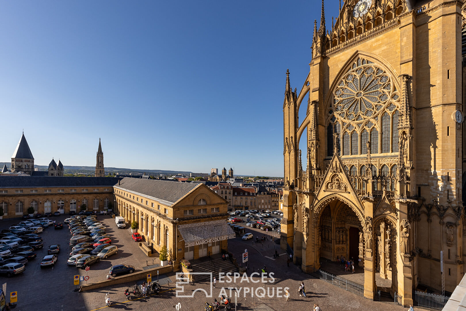 Duplex apartment with terrace and view of the Cathedral
