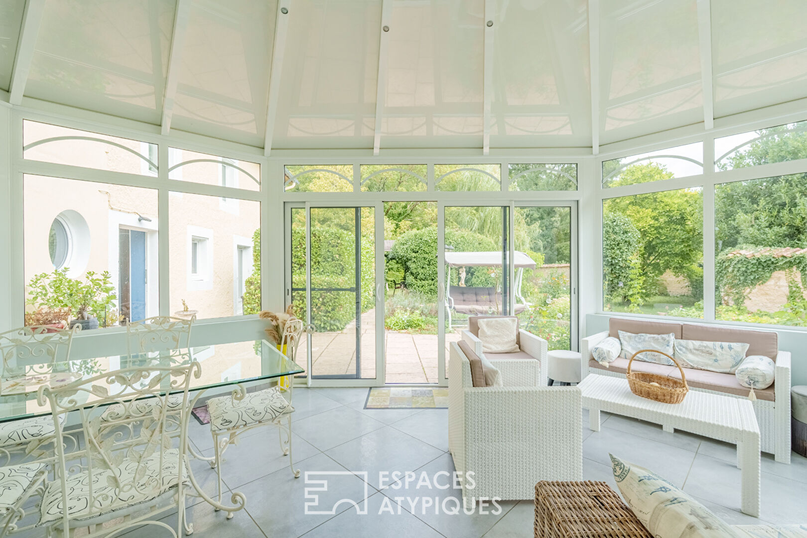 Charming property with pond, rivers, and cottages
