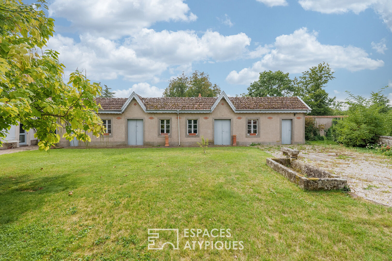 Propriété de caractère et son parc arboré