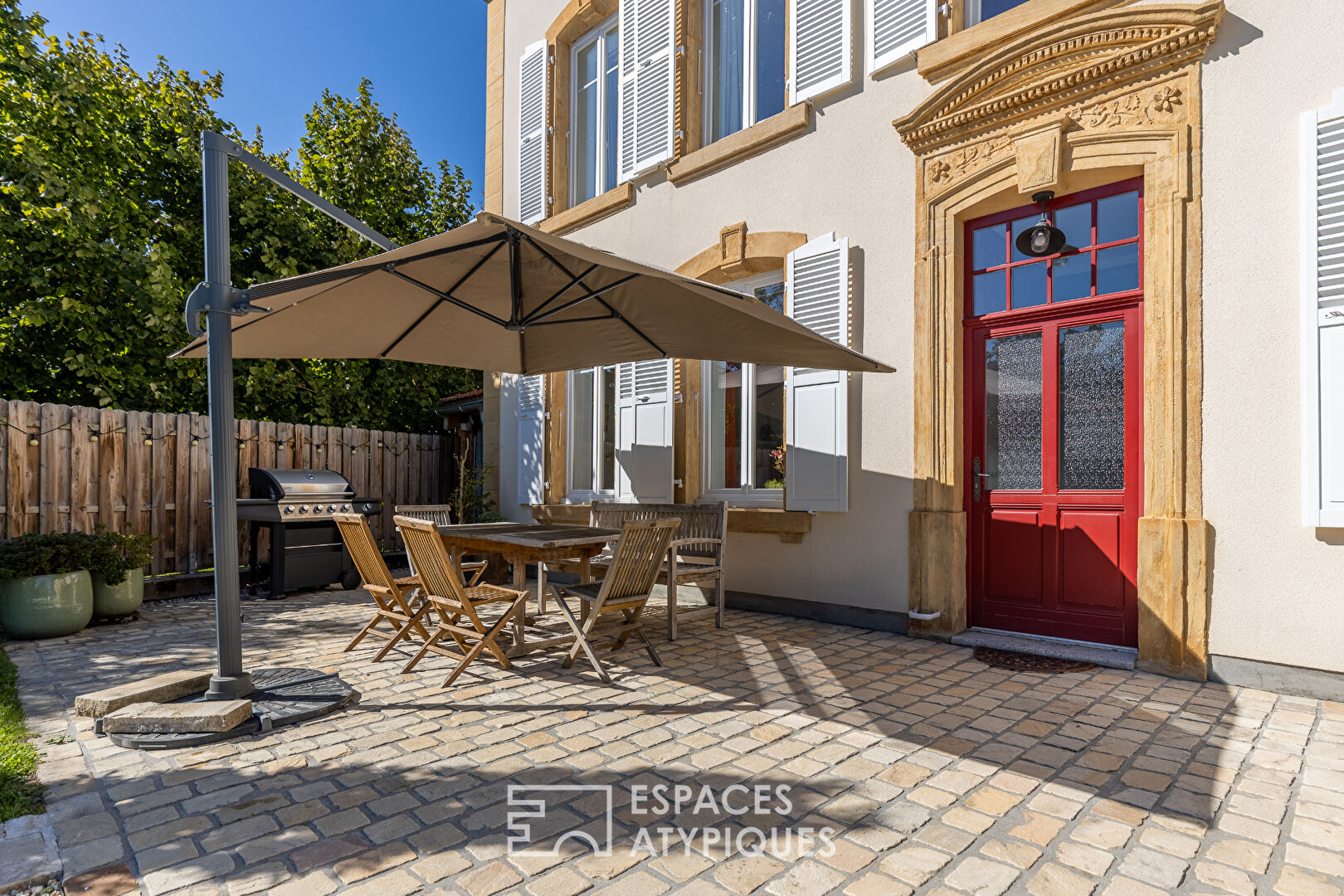 Maison lorraine rénovée avec piscine