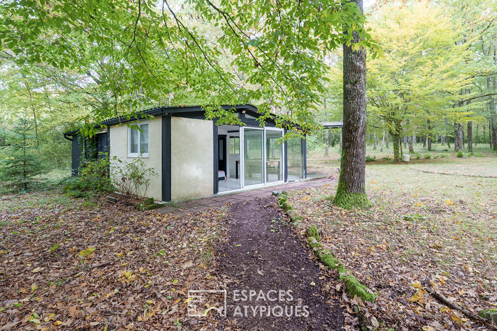 Refuge en pleine nature et son parc boisé