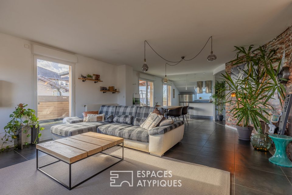 Dernier étage avec terrasse sur l'axe Metz-Luxembourg