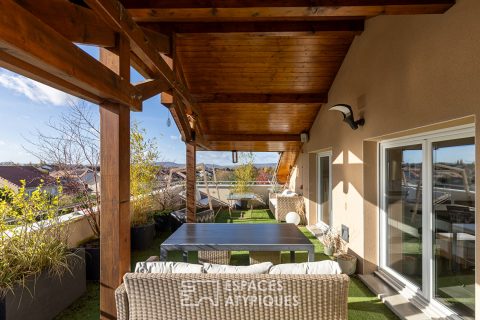 Dernier étage avec terrasse sur l&rsquo;axe Metz-Luxembourg