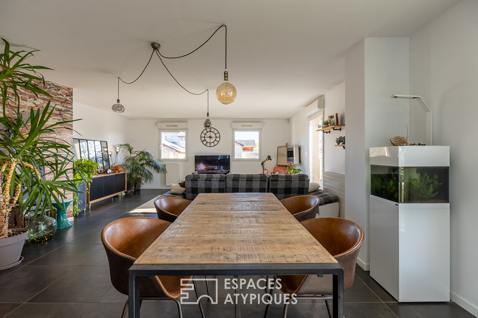 Dernier étage avec terrasse sur l&rsquo;axe Metz-Luxembourg