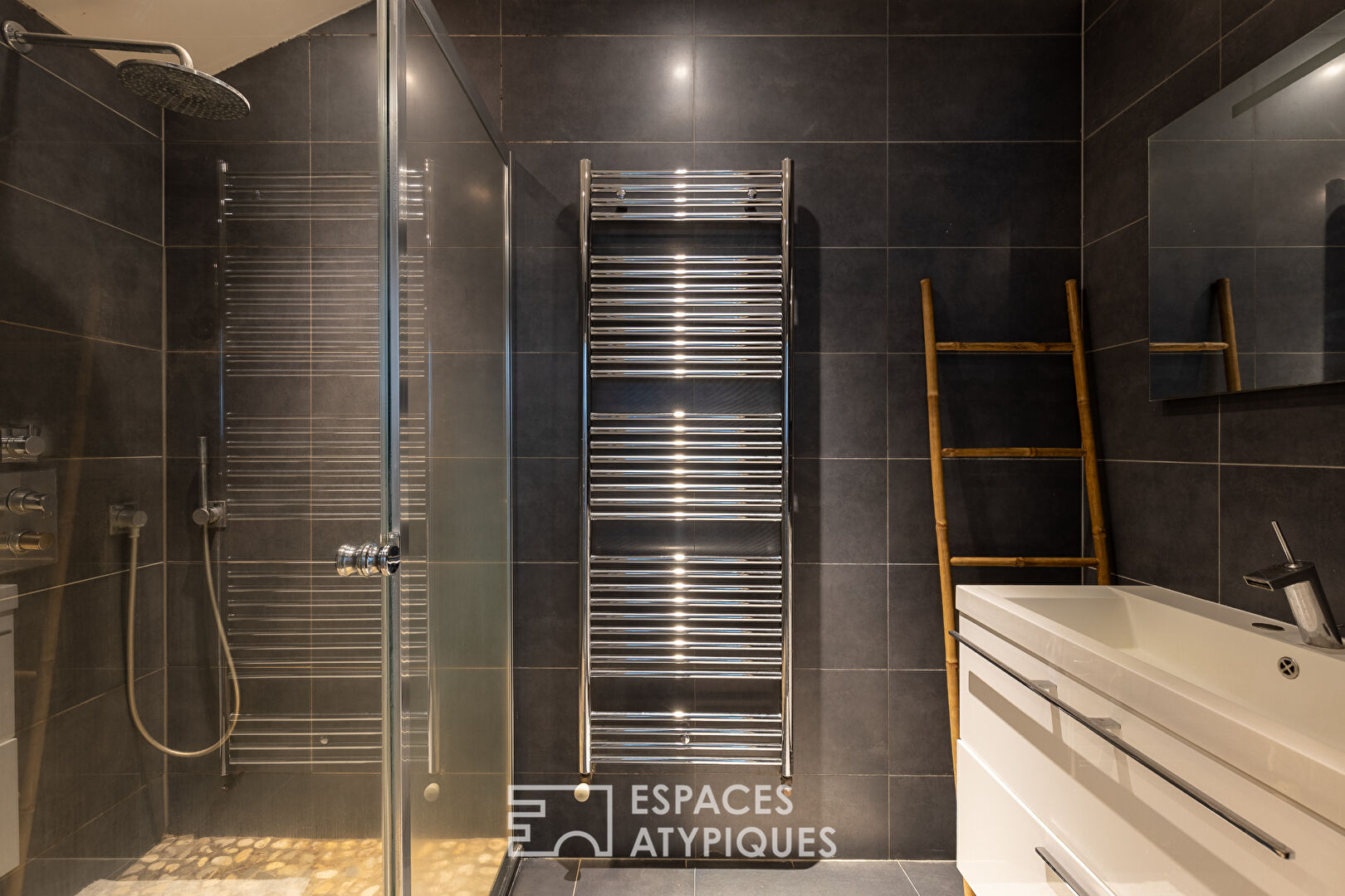 Dernier étage avec terrasse sur l&rsquo;axe Metz-Luxembourg