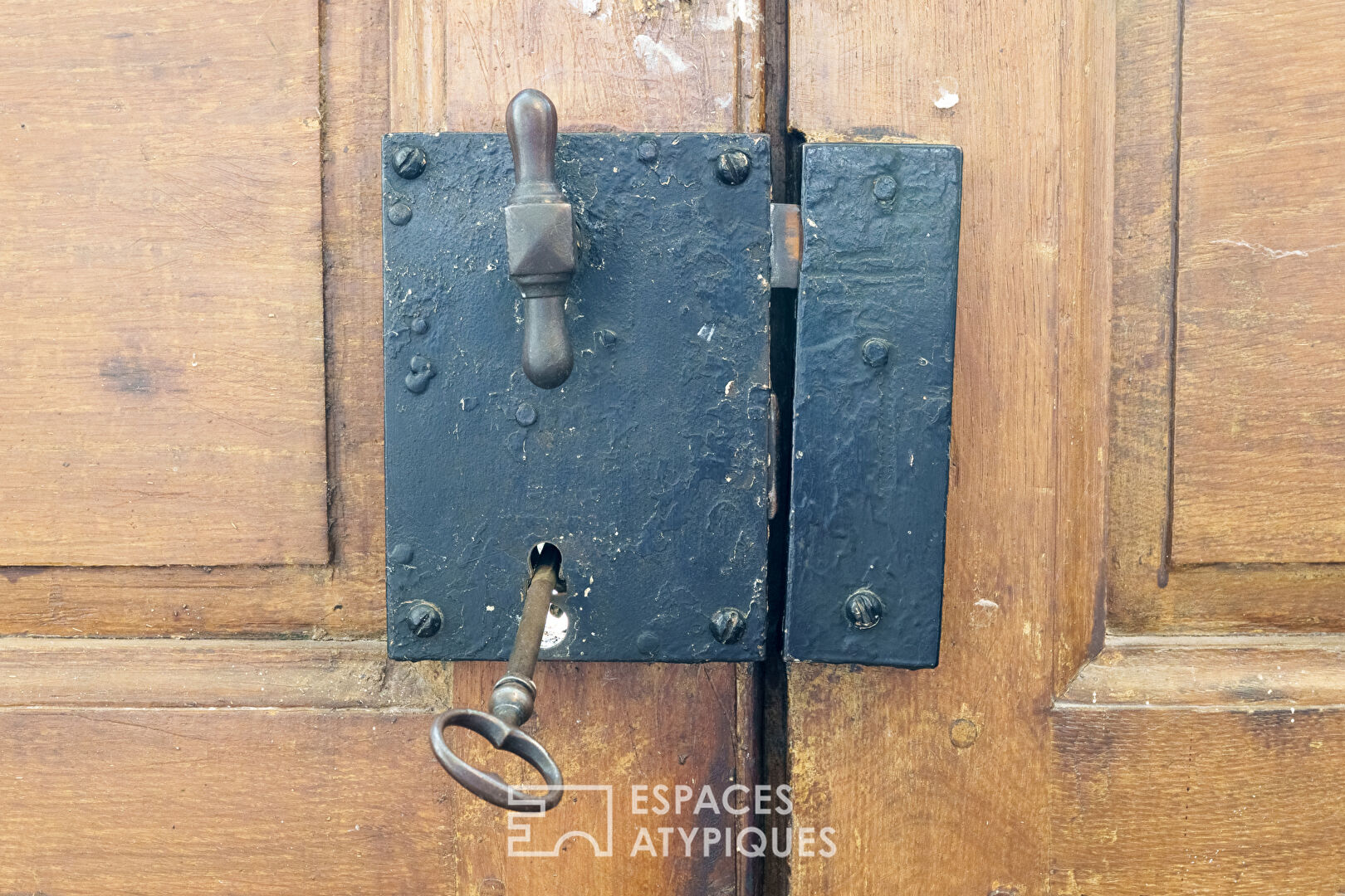 Maison de caractère et sa pièce voûtée au coeur de la vallée du Mad