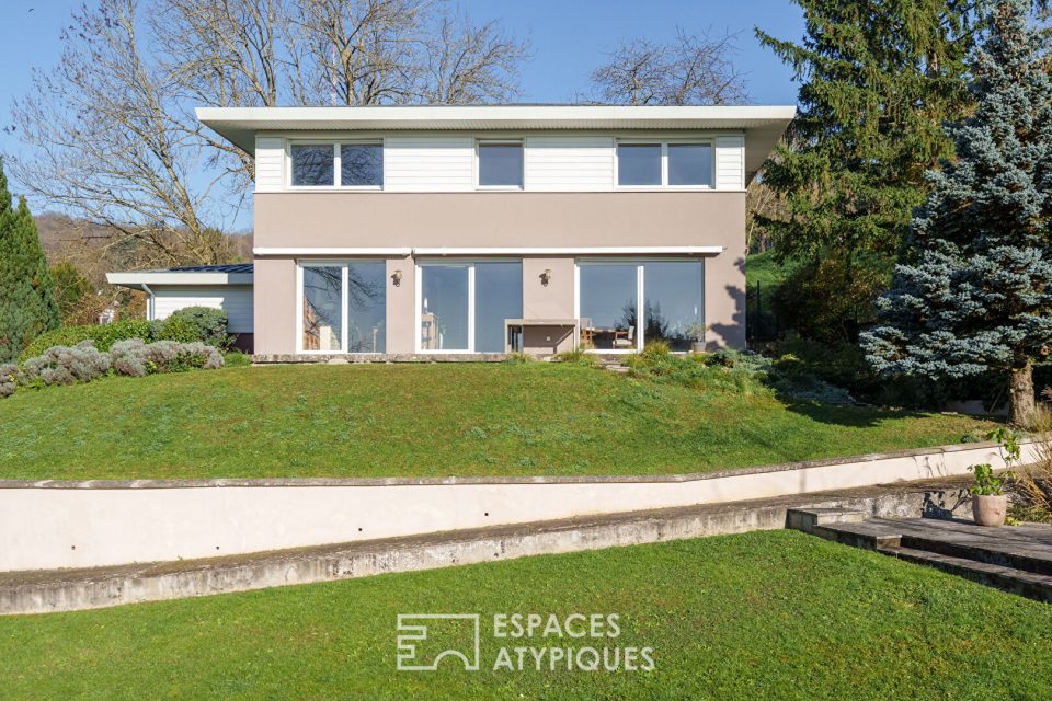 Maison d'architecte des années 70 sur les hauteurs