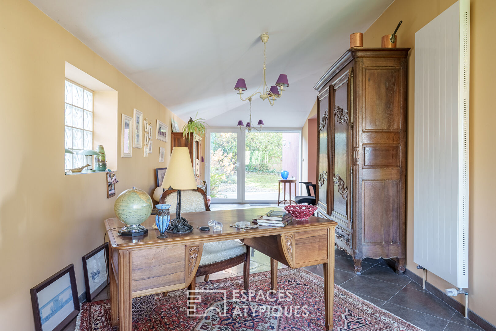 Maison d&rsquo;architecte des années 70 sur les hauteurs