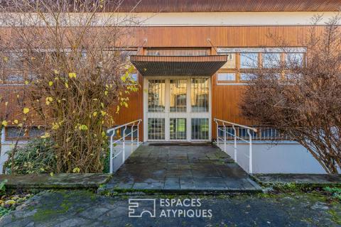 Maison d&rsquo;architecte moderniste au coeur de Moulins les Metz