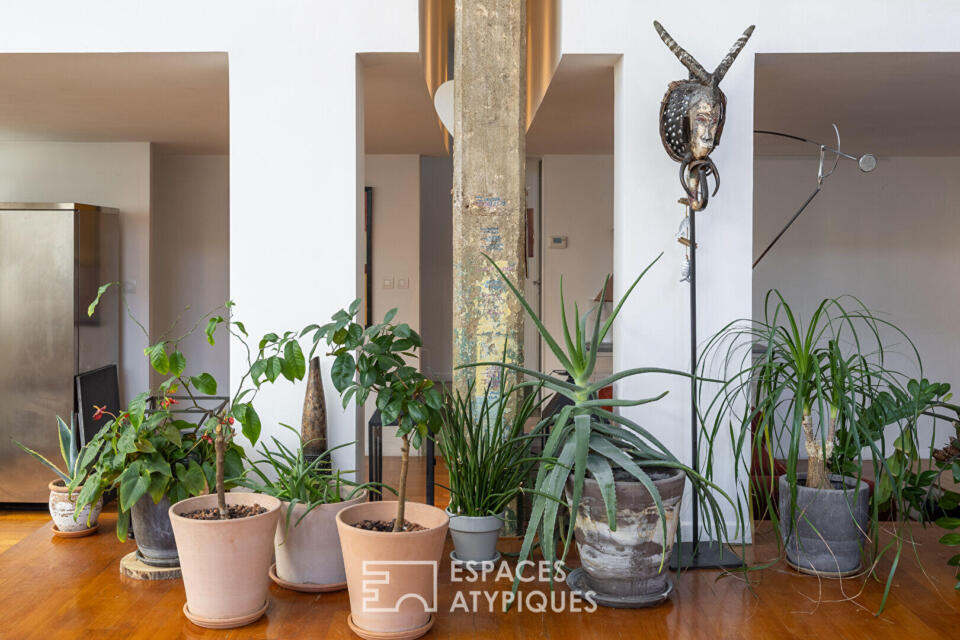 Loft baigné de lumière dans un ancien atelier en coeur de ville