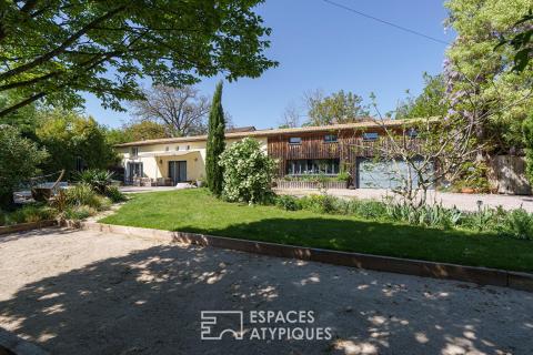 Ancien atelier réhabilité en demeure contemporaine avec piscine et volumes d&rsquo;exception aux portes de Nancy