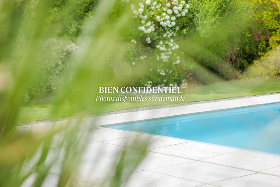 Demeure de caractère rénovée et sa piscine