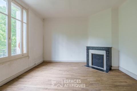 Immeuble de caractère des années 30 au coeur d&rsquo;un quartier prisé