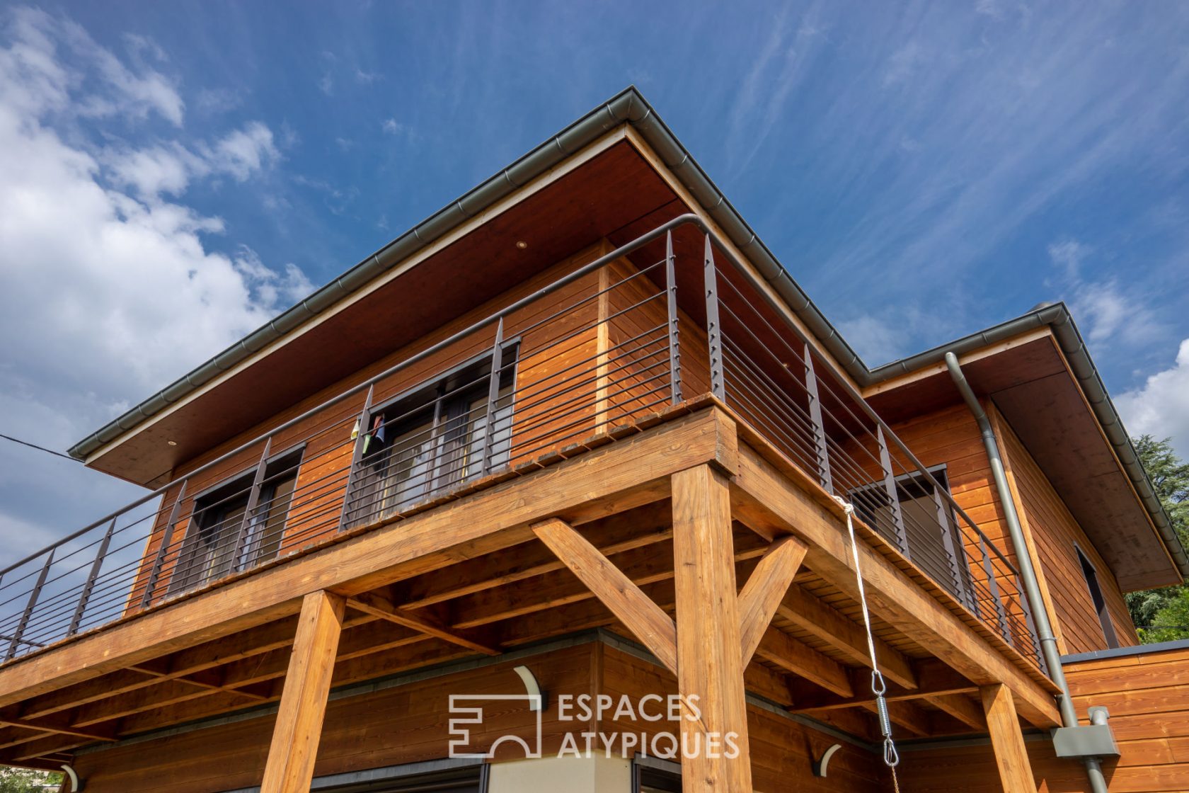 Maison d’architecte bio-climatique et écologique avec vue