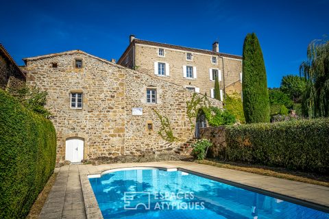 En Ardèche verte, le charme d’une authentique maison de famille