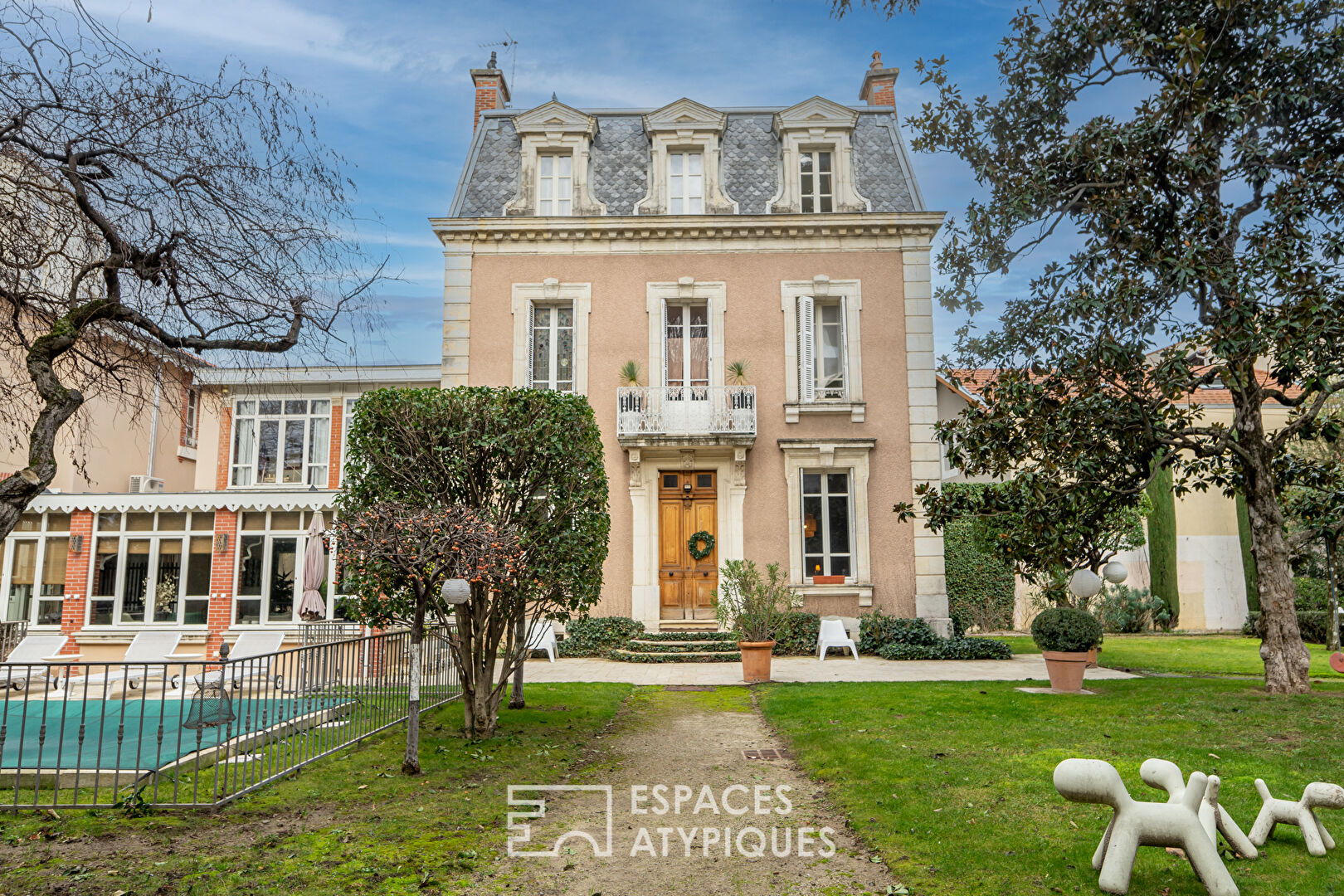 Superbe maison en centre ville avec piscine