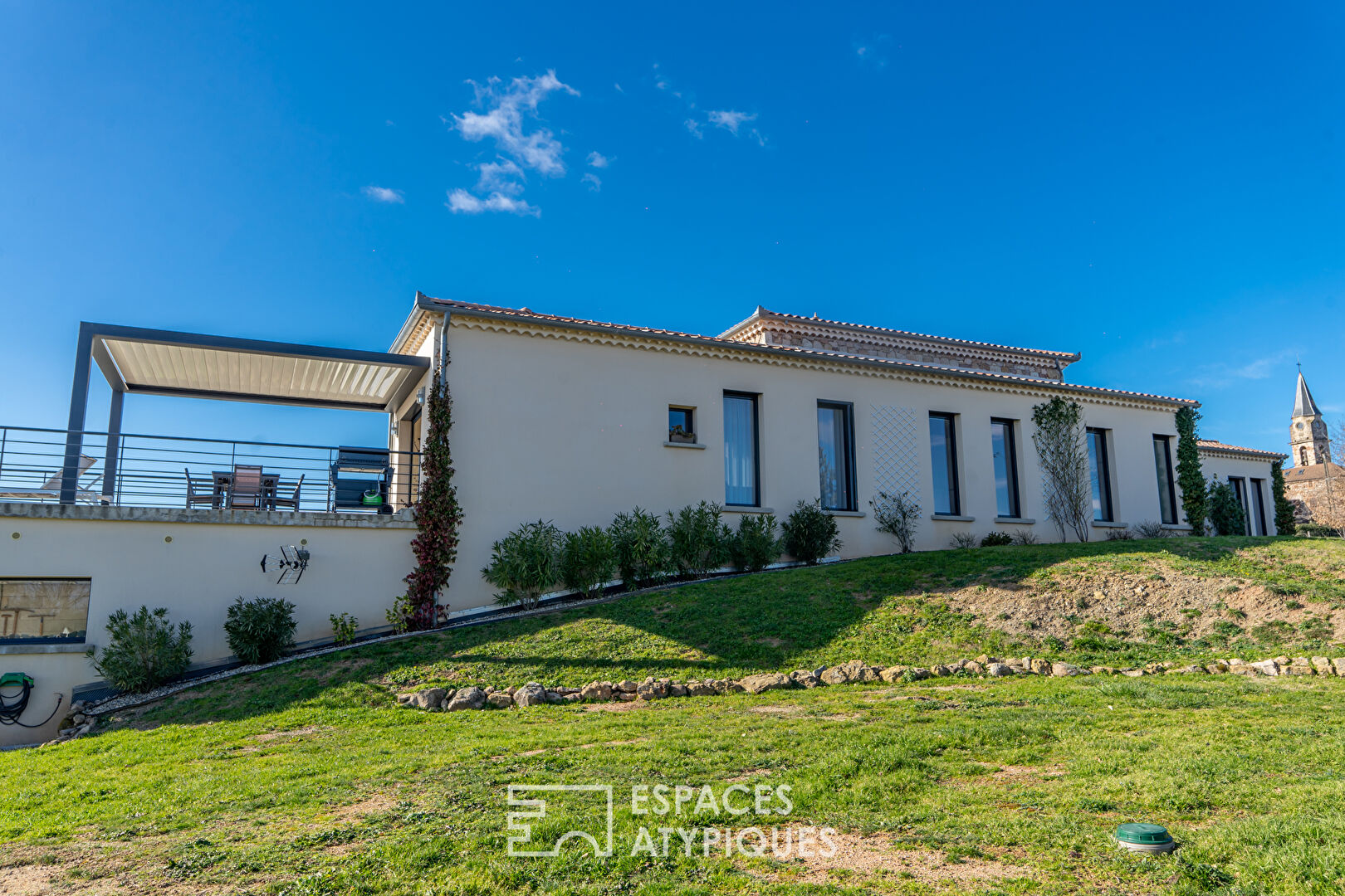 Splendide villa avec piscine et vue panoramique