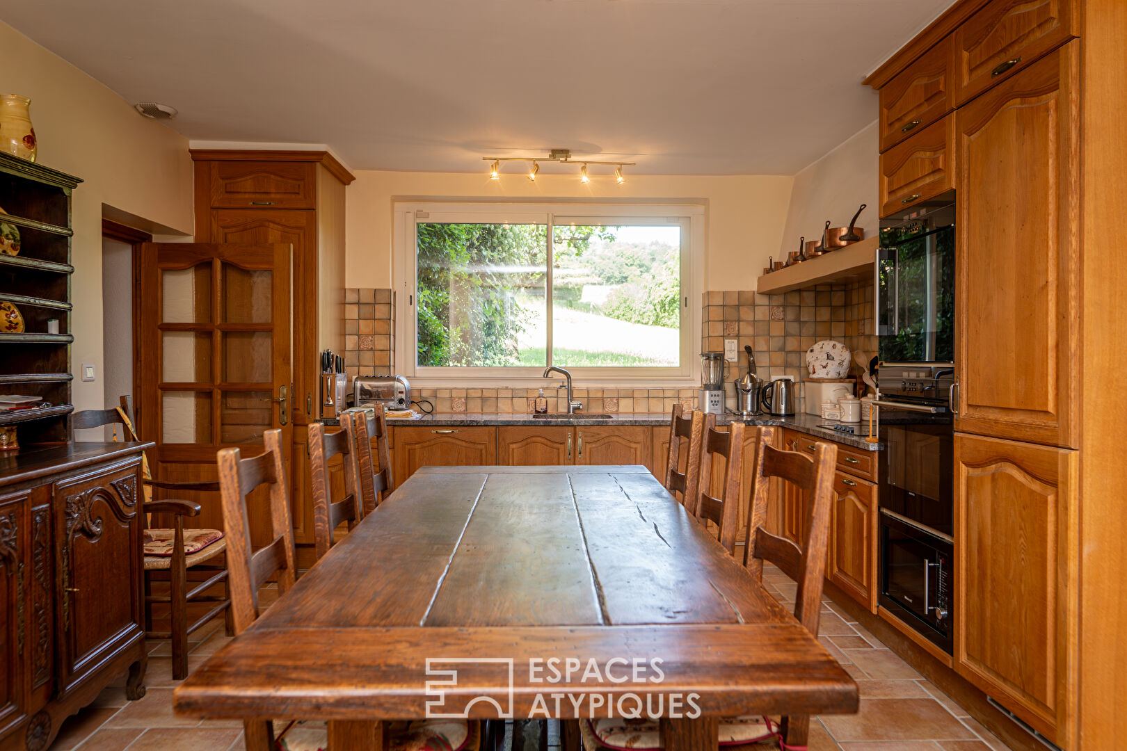 Beautiful family home a stone’s throw from the village